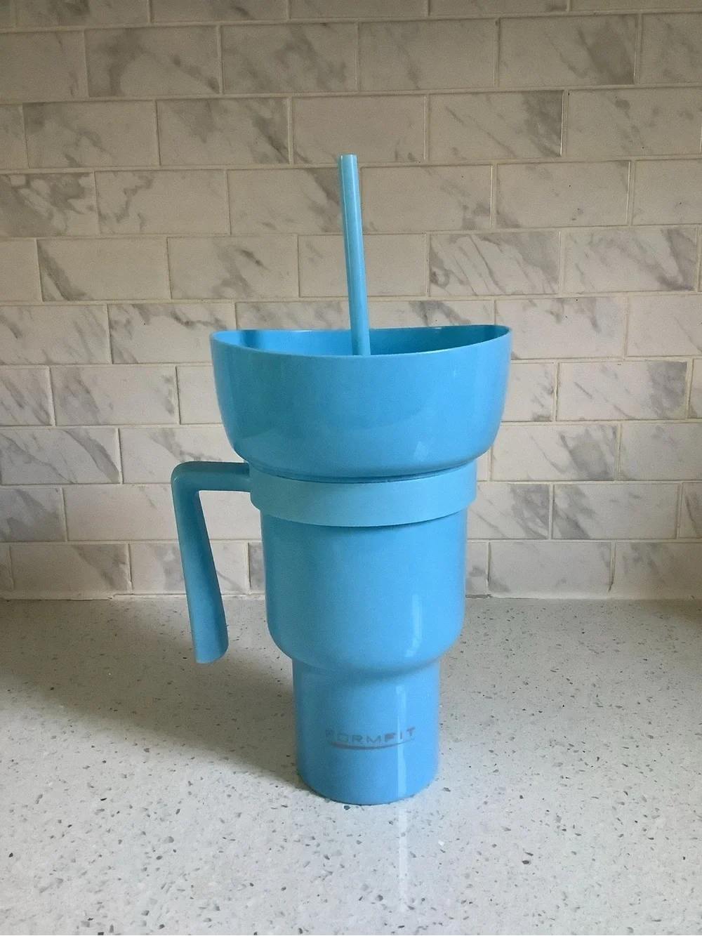 Formfit Light Blue 2-in-1 Snack & Drink Tumbler Cup with Straw Attachment